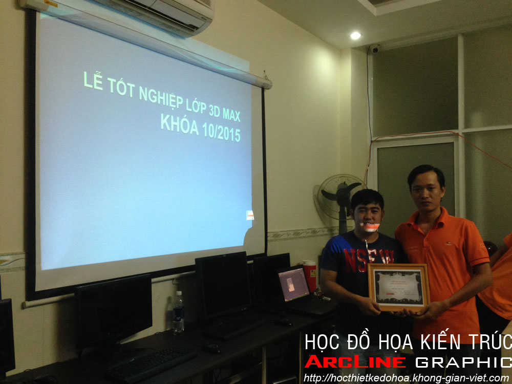 le tot nghiep lien hoan cuoi nam 2015