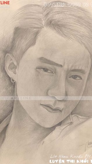 Bài vẽ chân dung Sơn Tùng bằng chì