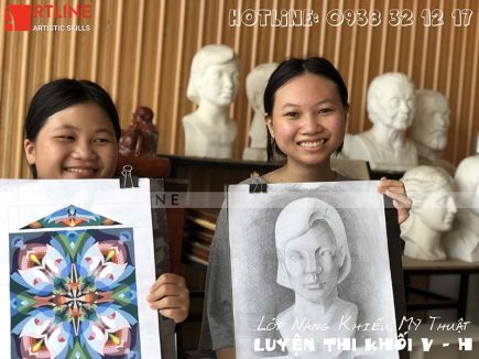 Lớp học vẽ tranh -SPHV: Gia Khang