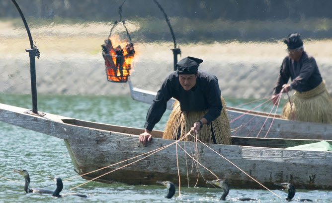 nằm mơ thấy bắt cá