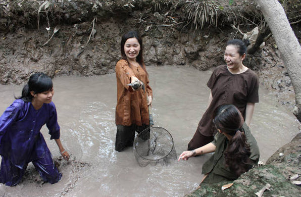 nằm mơ thấy bắt cá