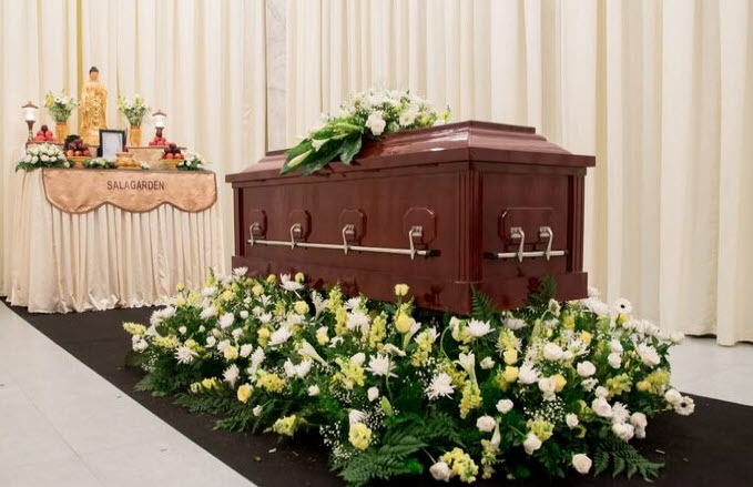 nằm mơ thấy đám ma và quan tài