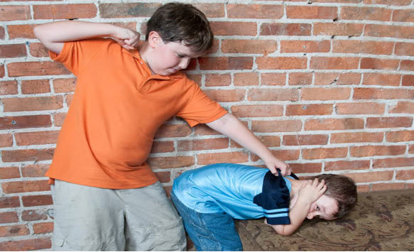 nằm mơ thấy đánh lộn