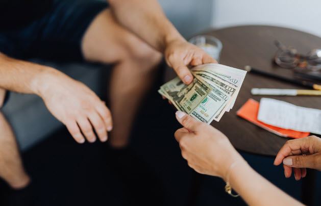 nằm mơ thấy được cho tiền