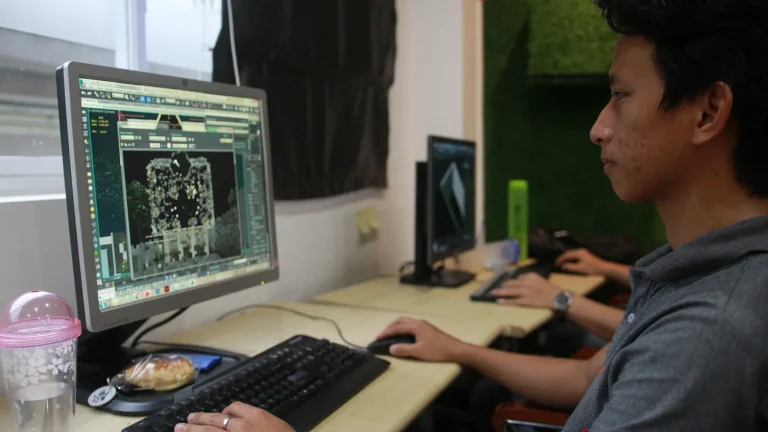 Học viên thực hành quản lý model nội thất trong 3ds Max